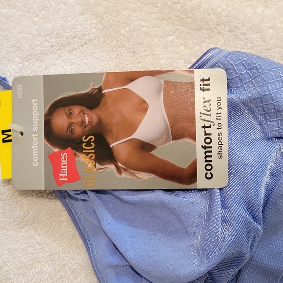 2 New Hanes Classic Comfort Flex Bra's. Size Medium - Picture 16 of 16